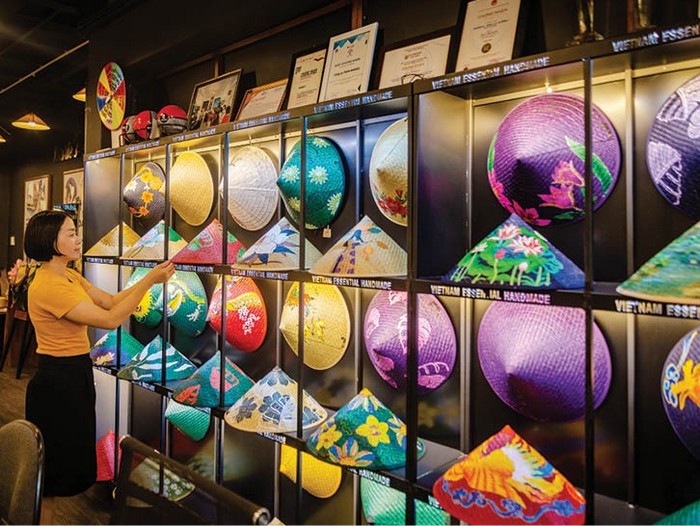 The Timeless Craft of Tay Ho: Preserving Vietnam's Heritage Through Conical Hat Making 6 colorful conical hat display